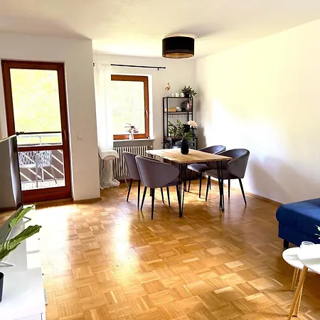 Vetterlux Lumi - Ruhig, Balkon, Parkplatz, Gruenblick, 2-4 Gaeste Διαμέρισμα