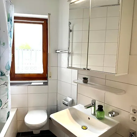 Διαμέρισμα Vetterlux Lumi - Ruhig, Balkon, Parkplatz, Gruenblick, 2-4 Gaeste *